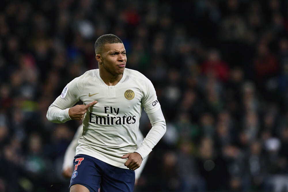 菲律宾客船倾覆事故幸存者：没收到任何预警信号